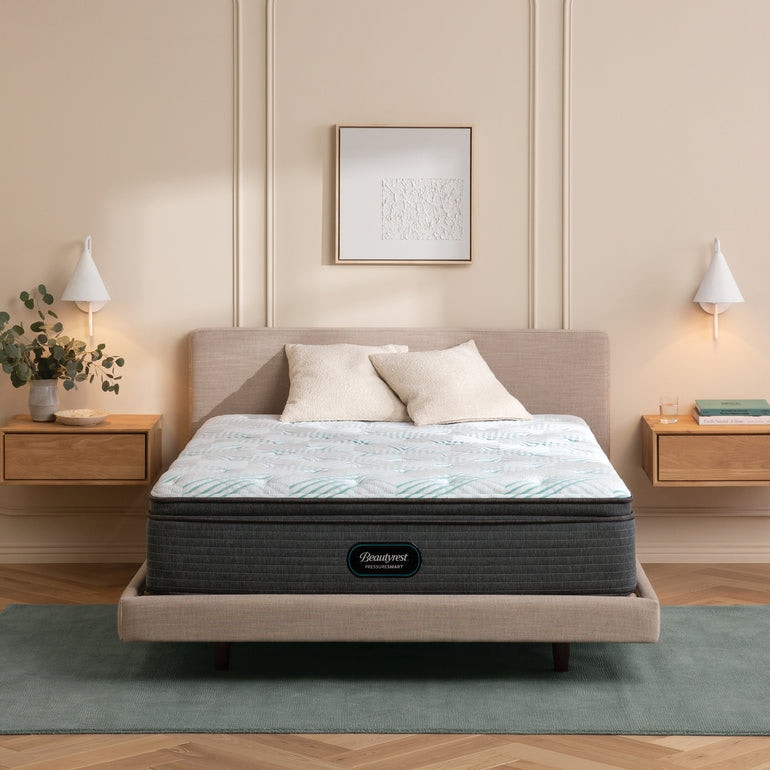 Simmons pillow best sale top mattress king